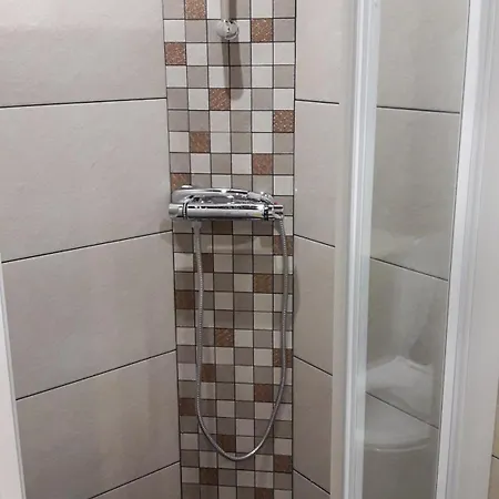 A 5 Minutos Andando Del Casco Viejo, Ayuntamiento, Plaza Circular Y Gran Via De Y Proximo A 2 Lineas De Metro Bilbao