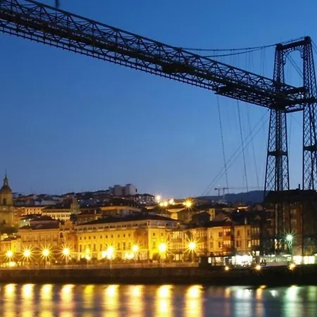 A 5 Minutos Andando Del Casco Viejo, Ayuntamiento, Plaza Circular Y Gran Vía De Y Próximo A 2 Líneas De Metro