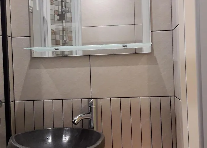 A 5 Minutos Andando Del Casco Viejo, Ayuntamiento, Plaza Circular Y Gran Via De Y Proximo A 2 Lineas De Metro Bilbao