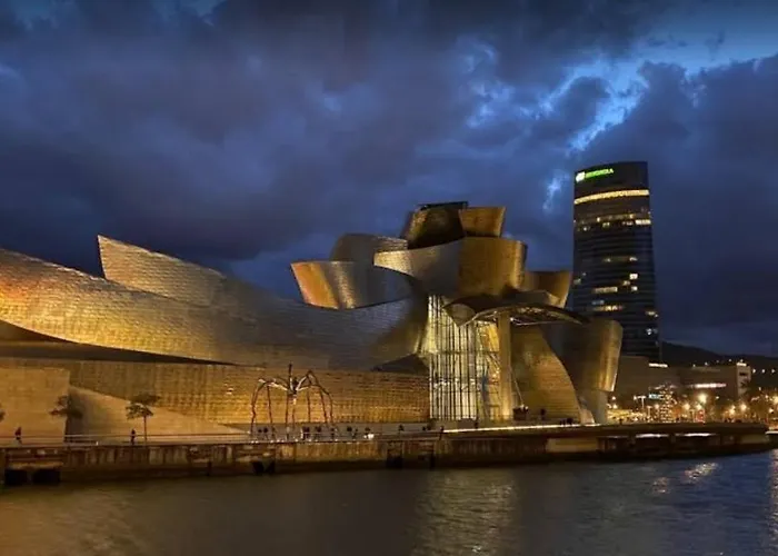 Homestay A 5 Minutos Andando Del Casco Viejo, Ayuntamiento, Plaza Circular Y Gran Via De Y Proximo A 2 Lineas De Metro Bilbao