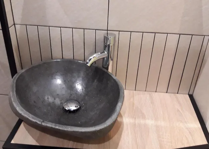 A 5 Minutos Andando Del Casco Viejo, Ayuntamiento, Plaza Circular Y Gran Via De Y Proximo A 2 Lineas De Metro Bilbao