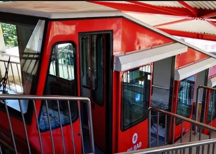 Homestay A 5 Minutos Andando Del Casco Viejo, Ayuntamiento, Plaza Circular Y Gran Via De Y Proximo A 2 Lineas De Metro *