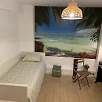 Проживання в сім'ї A 5 Minutos Andando Del Casco Viejo, Ayuntamiento, Plaza Circular Y Gran Via De Y Proximo A 2 Lineas De Metro *