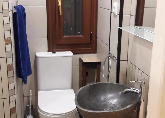 Проживание в семье A 5 Minutos Andando Del Casco Viejo, Ayuntamiento, Plaza Circular Y Gran Via De Y Proximo A 2 Lineas De Metro *