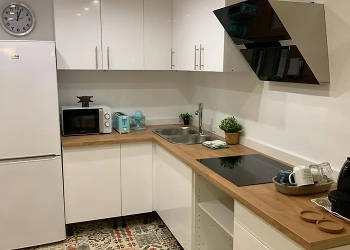 A 5 Minutos Andando Del Casco Viejo, Ayuntamiento, Plaza Circular Y Gran Via De Y Proximo A 2 Lineas De Metro Бильбао