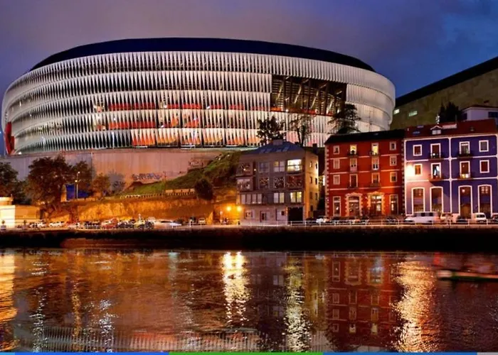 Проживание в семье A 5 Minutos Andando Del Casco Viejo, Ayuntamiento, Plaza Circular Y Gran Via De Y Proximo A 2 Lineas De Metro