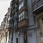 Pansiyon A 5 Minutos Andando Del Casco Viejo, Ayuntamiento, Plaza Circular Y Gran Via De Y Proximo A 2 Lineas De Metro *